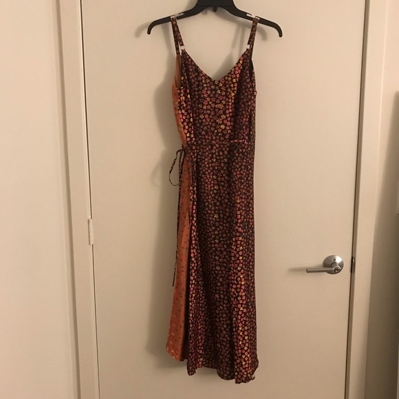 Honey Punch Double Floral Wrap Dress - Picture 6 of 8